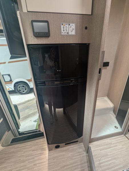 Continental H 745 GLG