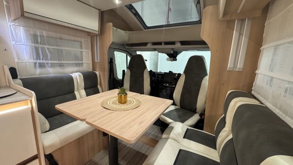 370 Sovereign