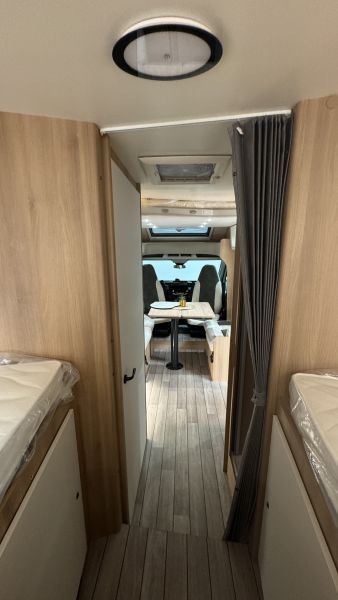370 Sovereign