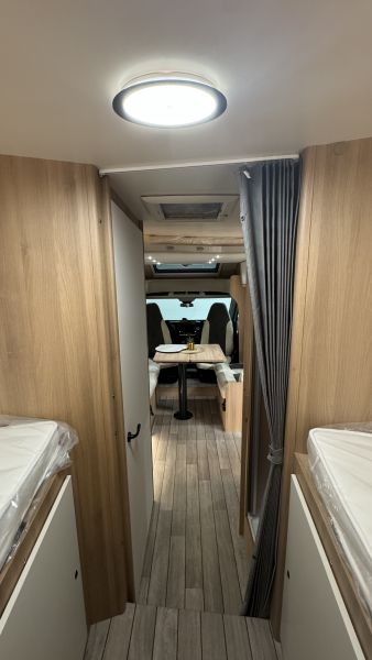 370 Sovereign