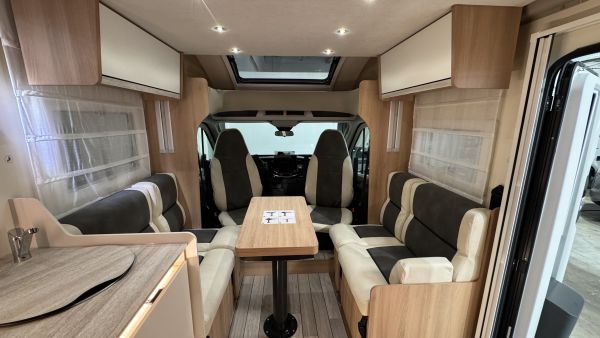 370 Sovereign