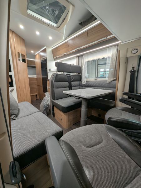 Coral XL Axess 670 SP C